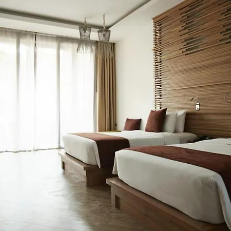 Up Town Hotel-2